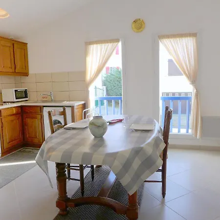 Hala¨ne Boucher Apartmán *